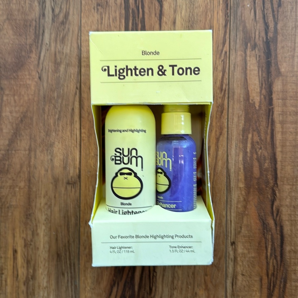 Sun Bum Lighten and Tone Kit